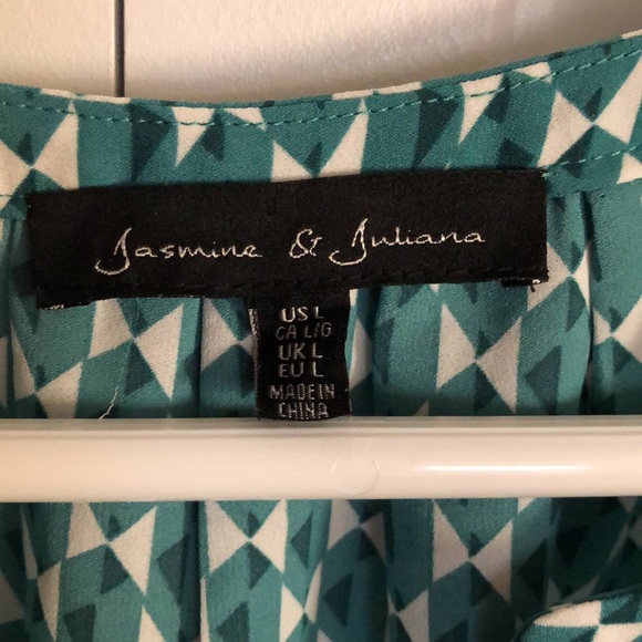 Top - Picture 3 of 4